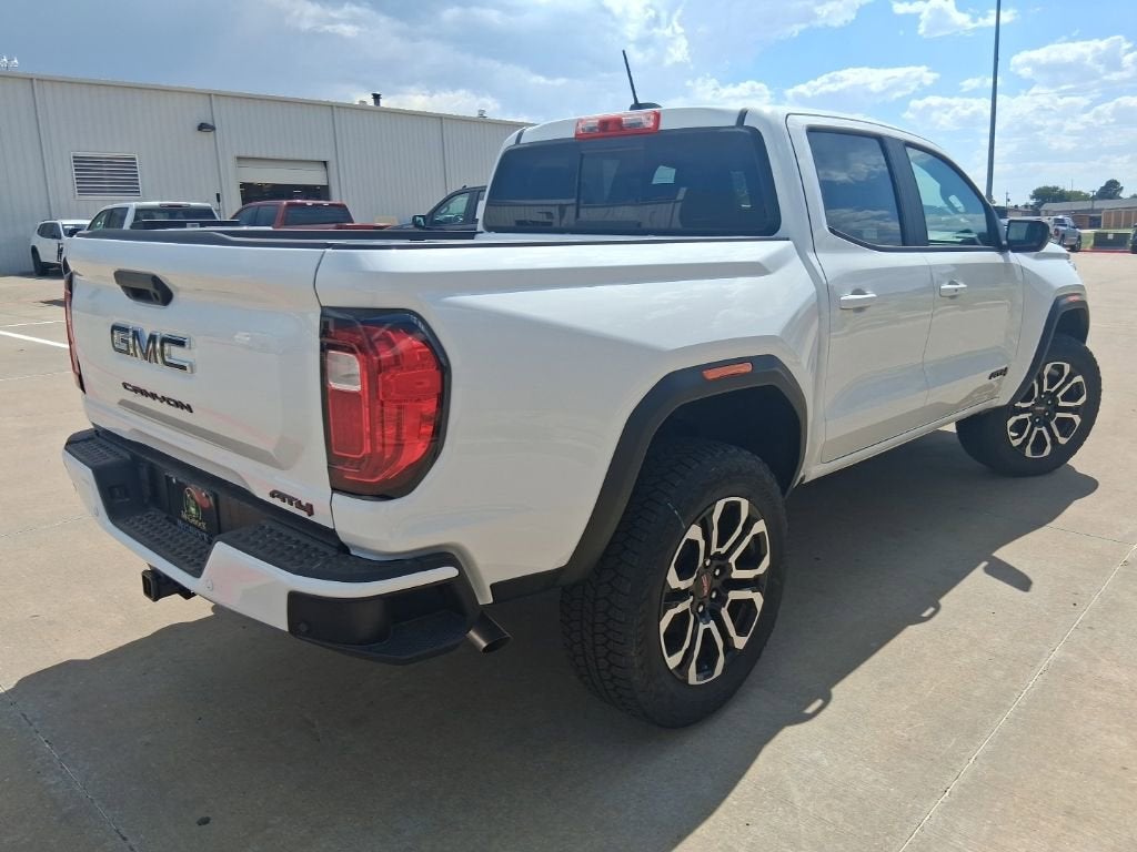 2026 GMC Canyon — detail view